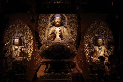 開山堂　阿弥陀三尊